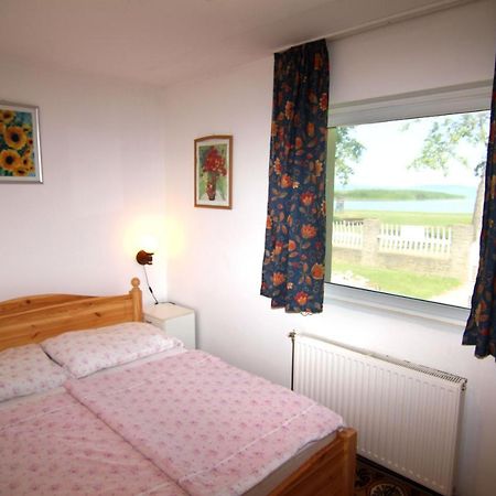 Margareta Apartmanhaz Apartment Balatonboglar Bagian luar foto